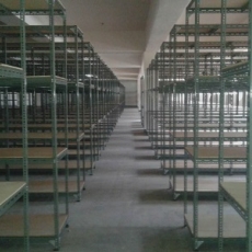 PLYWOOD CAPACITY - 200kg Per Layer