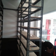 PLYWOOD CAPACITY - 200kg Per Layer