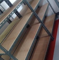 PLYWOOD CAPACITY - 200kg Per Layer