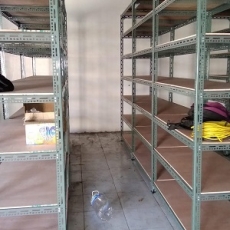 PLYWOOD CAPACITY - 200kg Per Layer