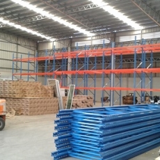 Heavy Duty Pallet Racks - 2tons