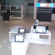 cot led showroom 7