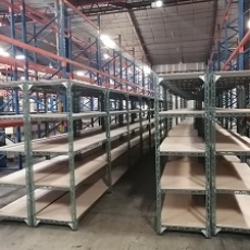 PLYWOOD CAPACITY - 200kg Per Layer