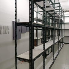 Slotted Angle Rack (MDF)